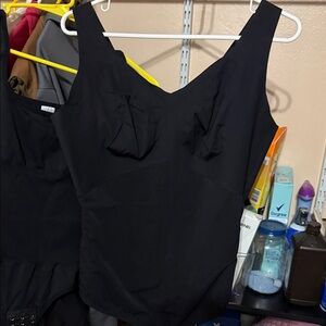Honeylove Black Bodysuit Top see pics for measurement